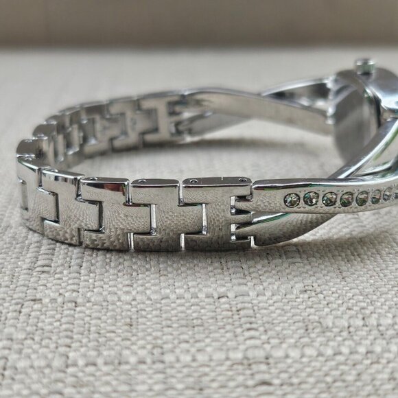 FMD Women Wristwatch Crystals Accent Bezel and Band Silver Tone Watch - Picture 4 of 9